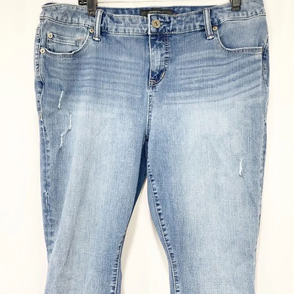 Torrid Distressed Ankle Skinny Jean Light Wash 18 - Picture 4 of 13